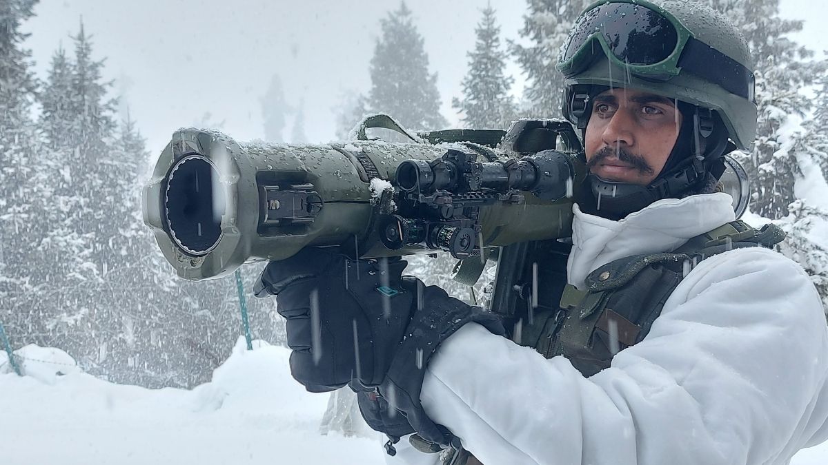Army in Snow