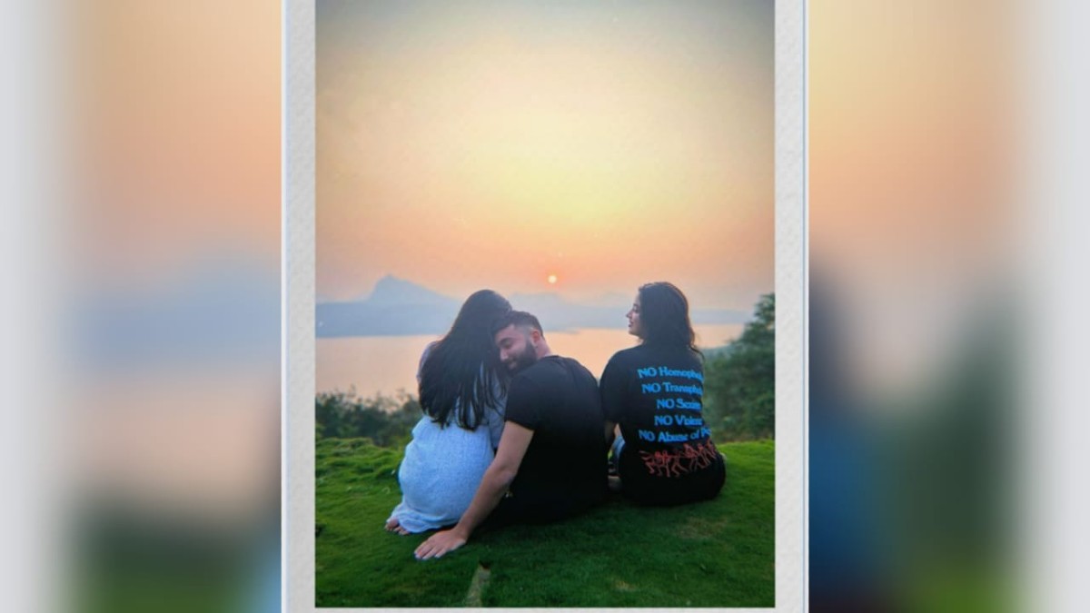 जान्हवी और उनके दोस्तों में ऐसे बिताया वीकेंड