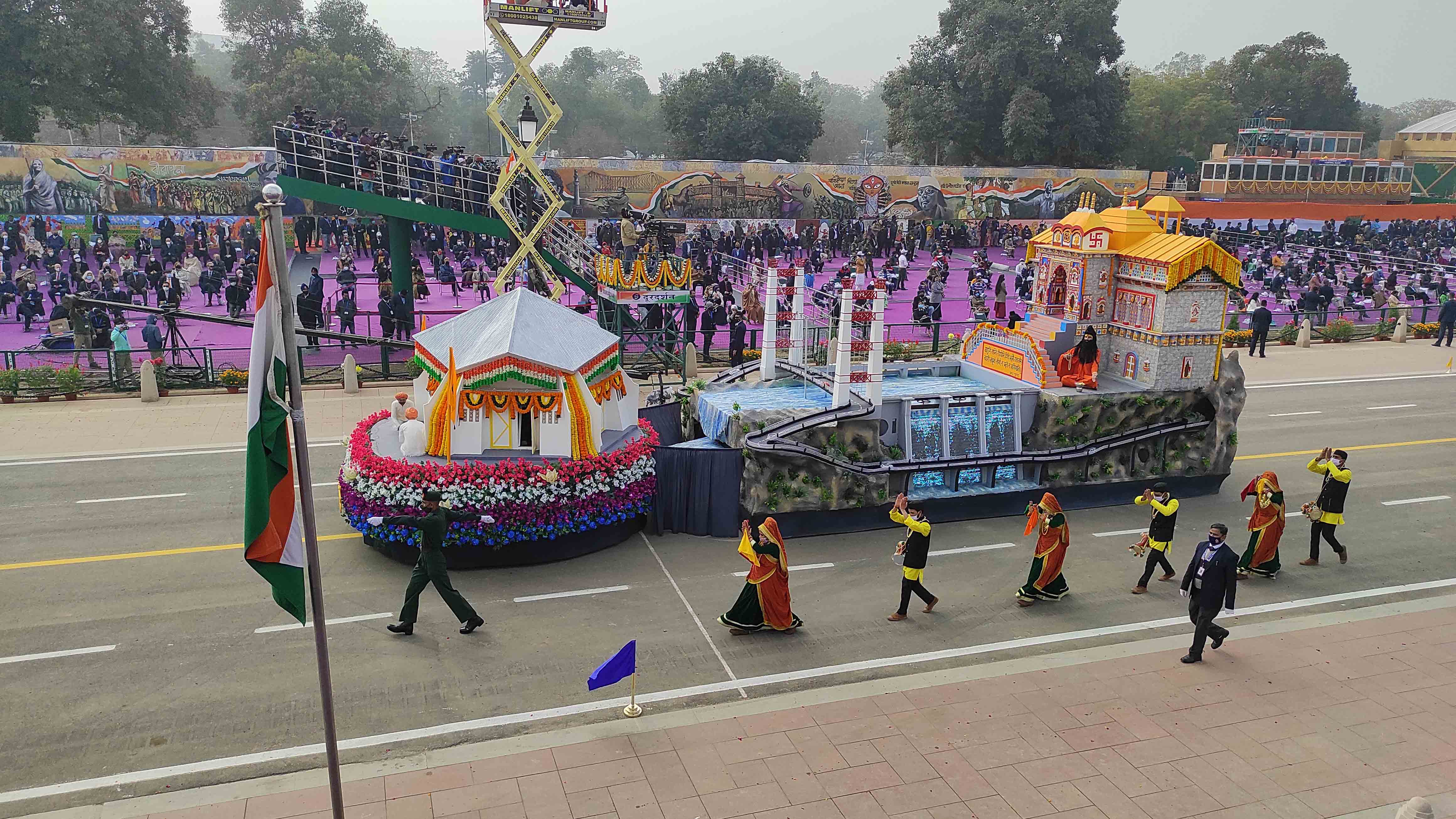  73 वें जश्न पर महिला शक्ति ने भी दम दिखाया