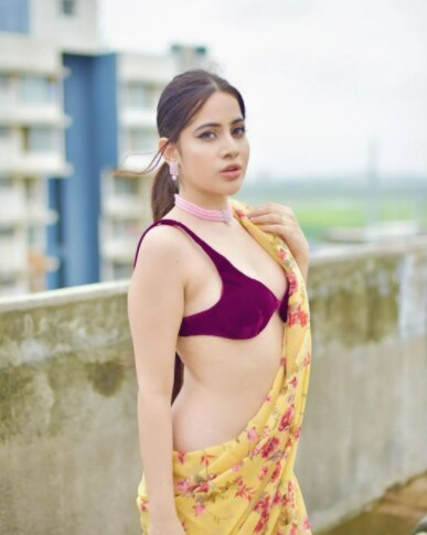 Urfi javed model 