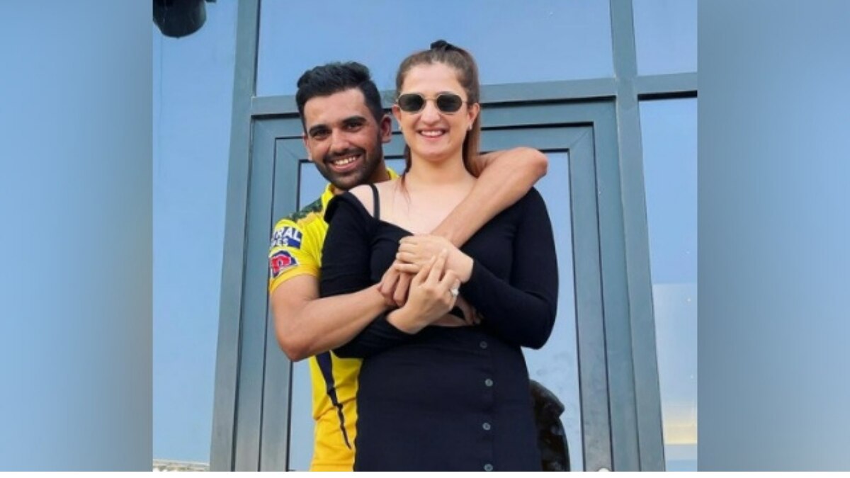 कल यानी बुधवार को राहुल की हल्दी होगी और शाम में बारात निकलेगी