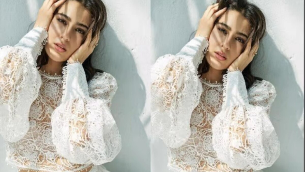 इससे पहले भी सारा की सफेद लैस डिटेलिंग वाले टॉप में तस्वीरें सामने आ चुकी हैं