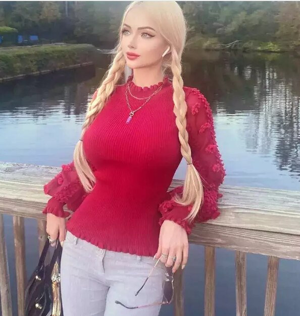 वलेरिया ने अपने चेहरे की कोई सर्जरी नहीं करवाई है