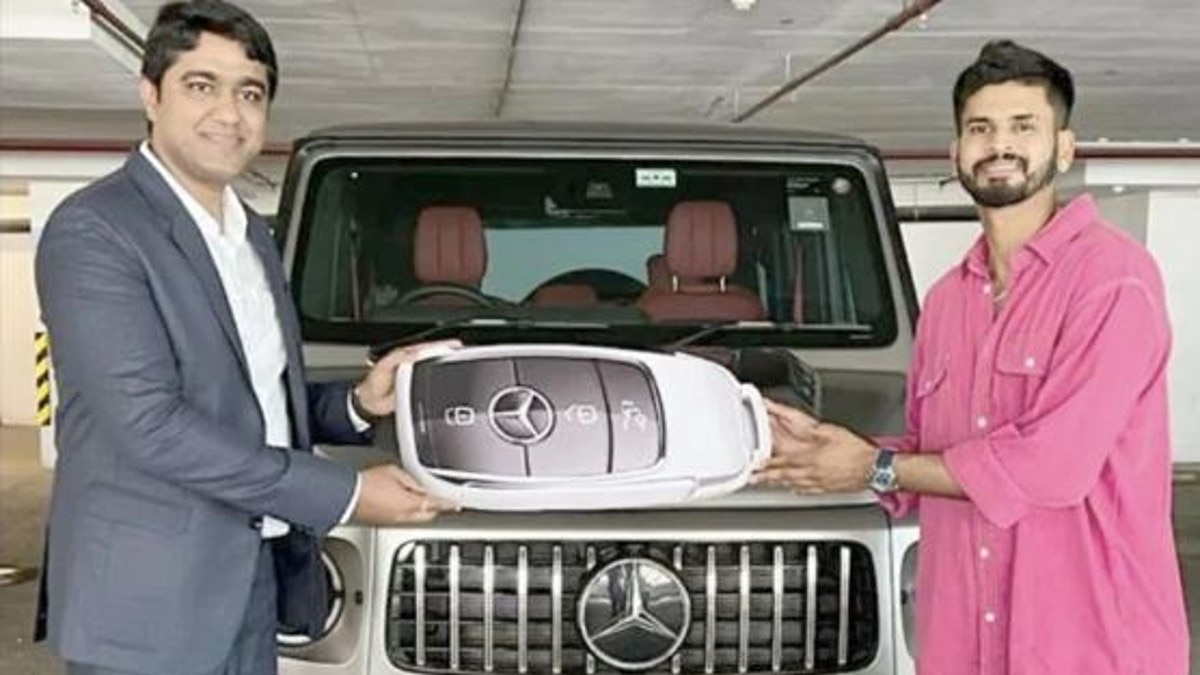 श्रेयस अय्यर ने करोड़ों की मर्सिडीज श्रेयस अय्यर ने करोड़ों की मर्सिडीज