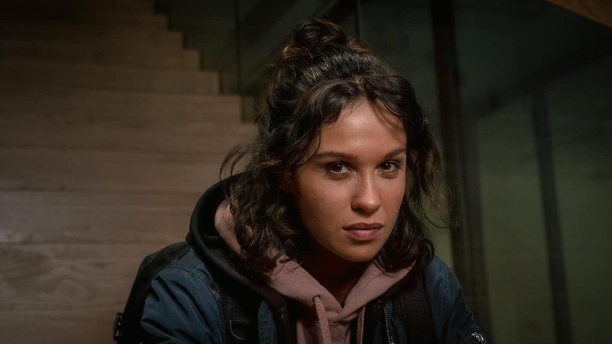 द टेकओवर