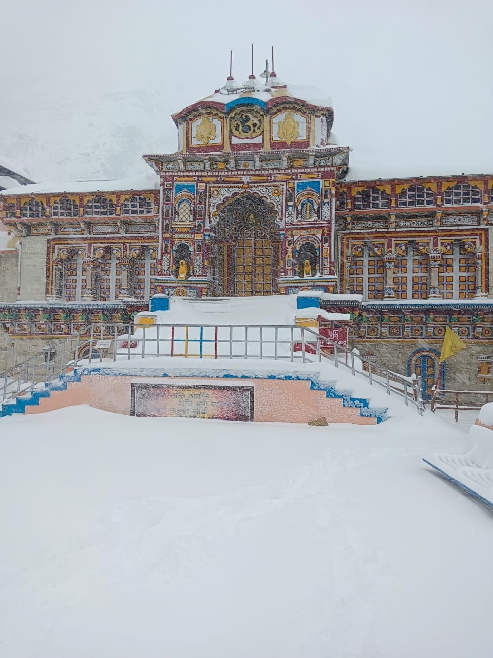 Snowfall in Badrinath