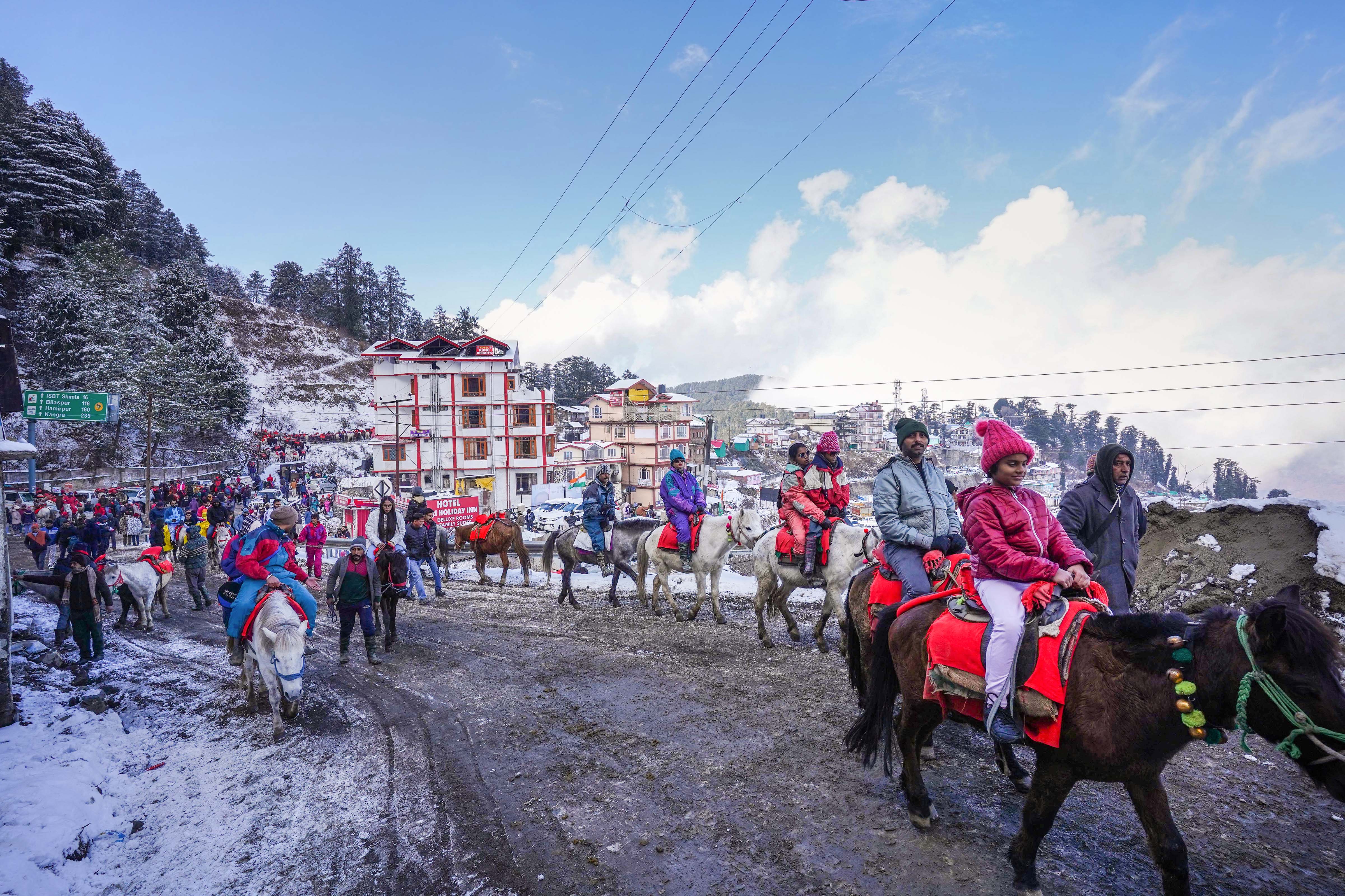 शिमला में बर्फबारी