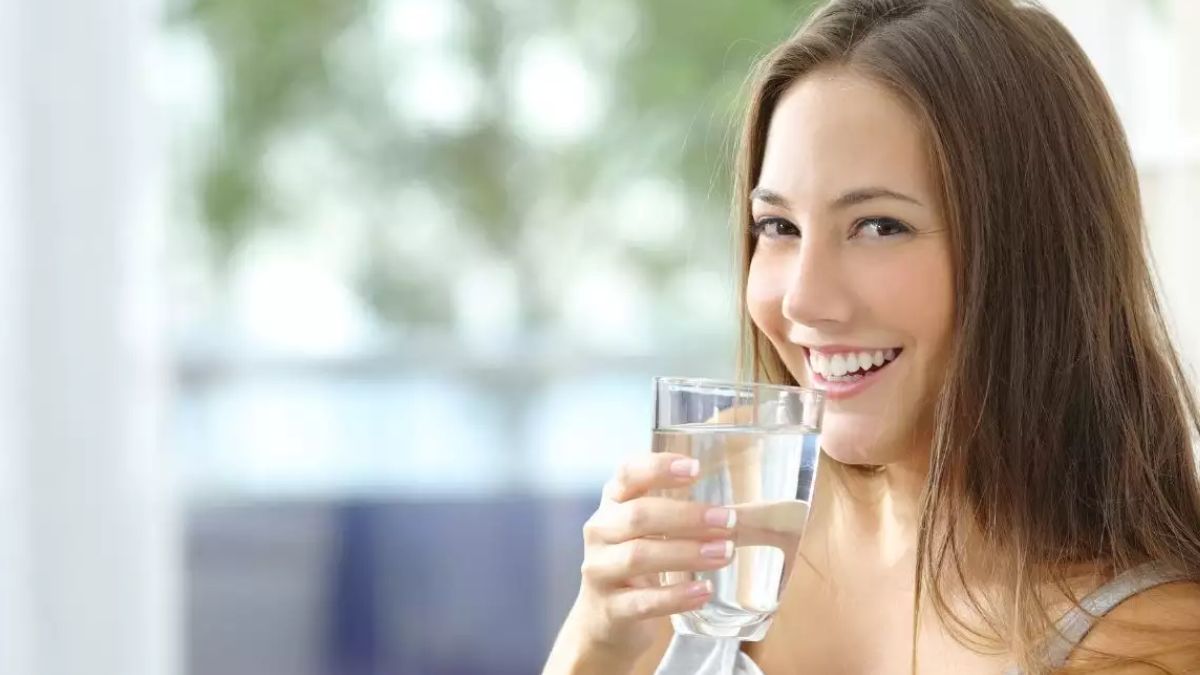 पर्याप्त मात्रा में पानी पिएं