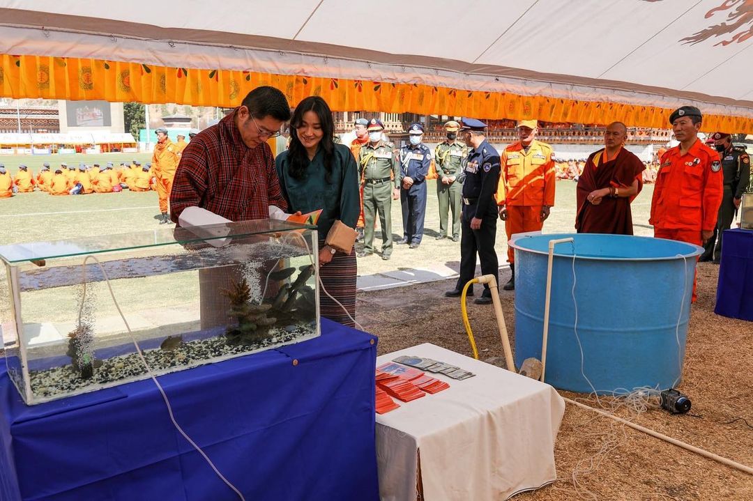 राजा वांगचुक और उनकी पत्नी पेमा (Photo/Instagram)