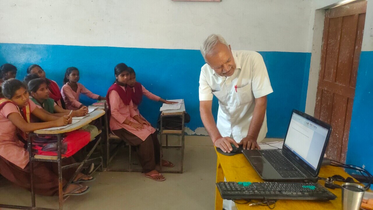  श्याम सुंदर तिवारी 