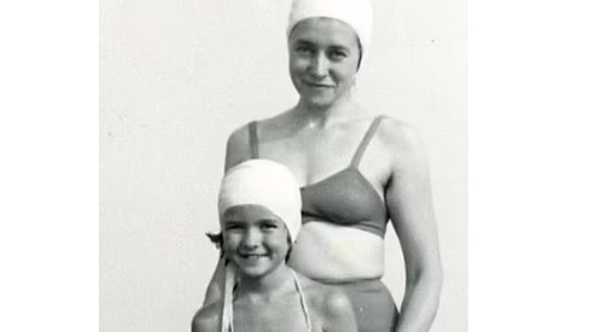  मार्था स्टीवर्ट स्विमसूट कवर 