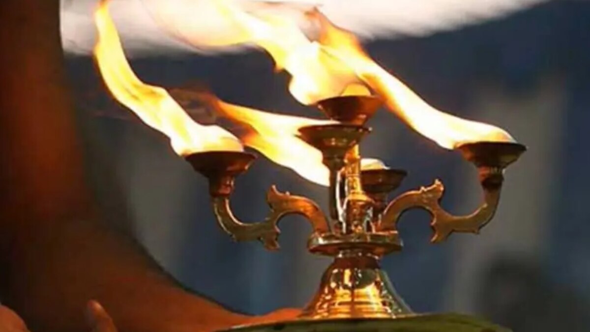 कपूर आरती कपूर आरती