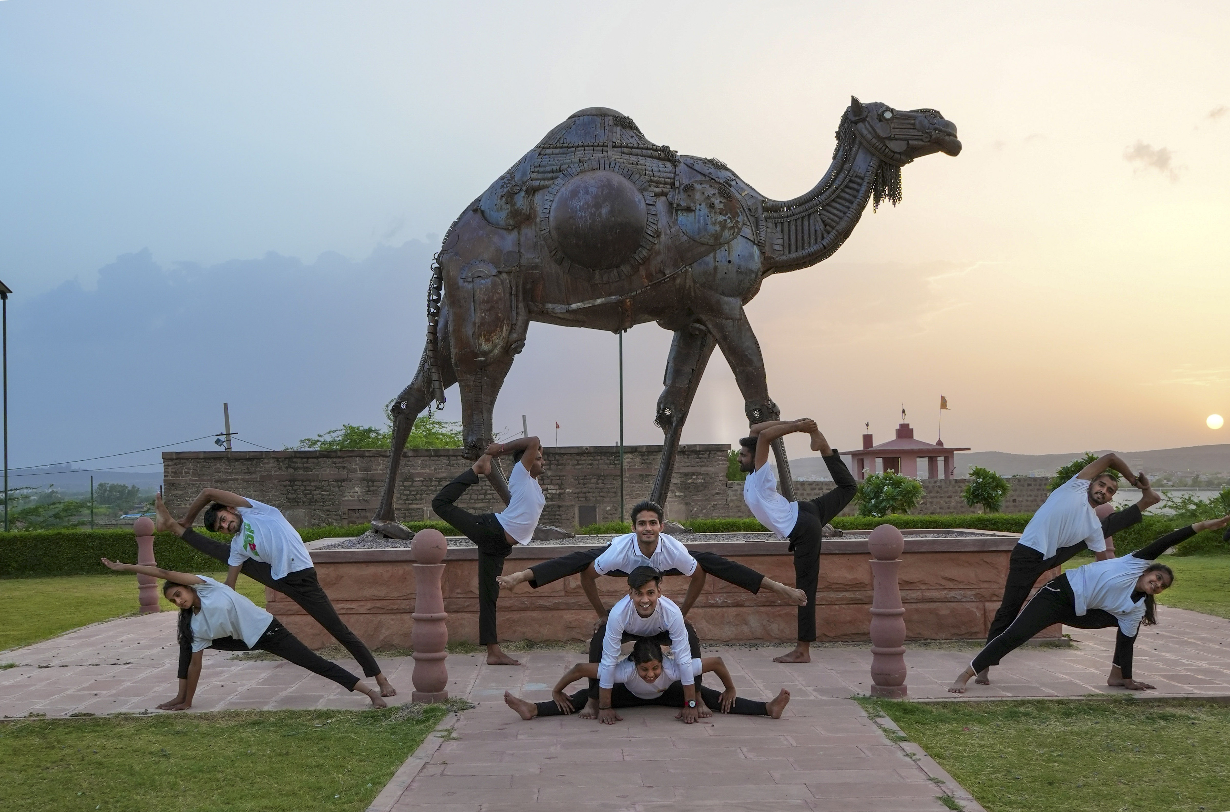 जोधपुर में योग दिवस (Photo/PTI)