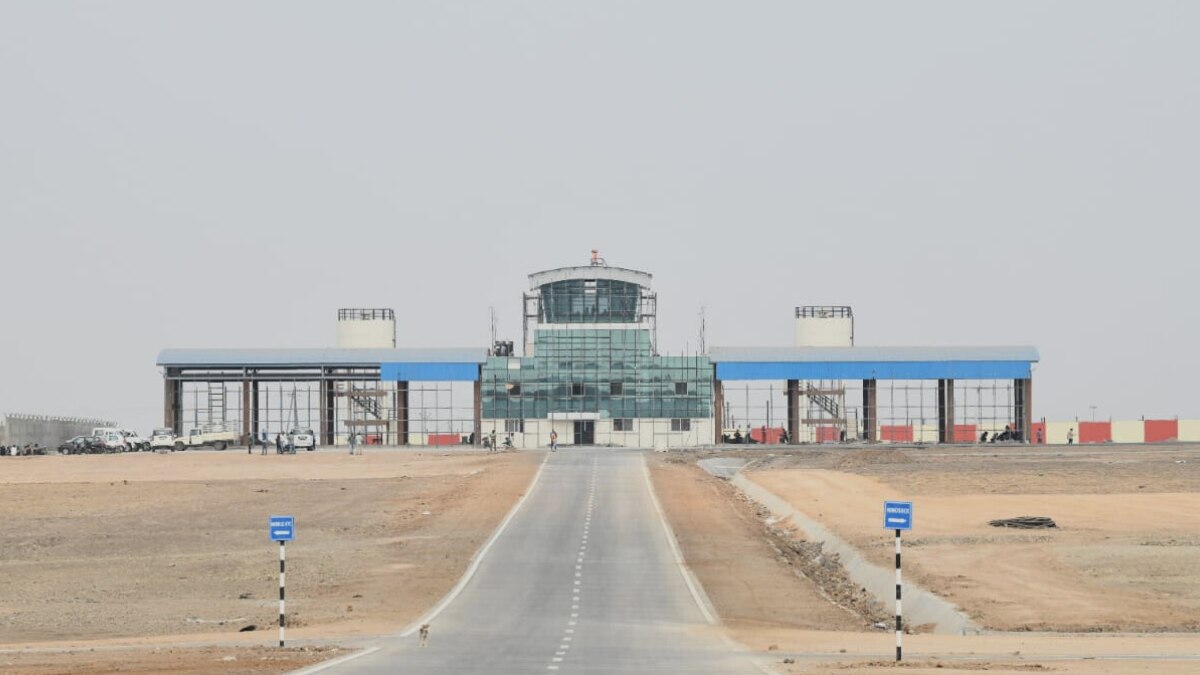 पीएम मोदी गुजरात दौरा