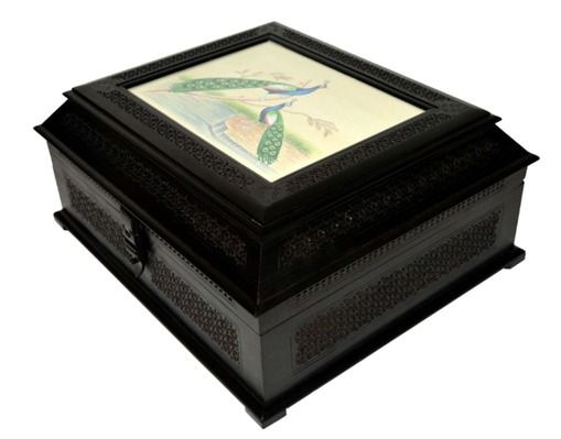 अर्जेंटीना के राष्ट्रपति की पत्नी को गिफ्ट