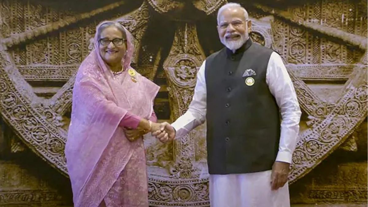 शेख हसीना के साथ पीएम मोदी