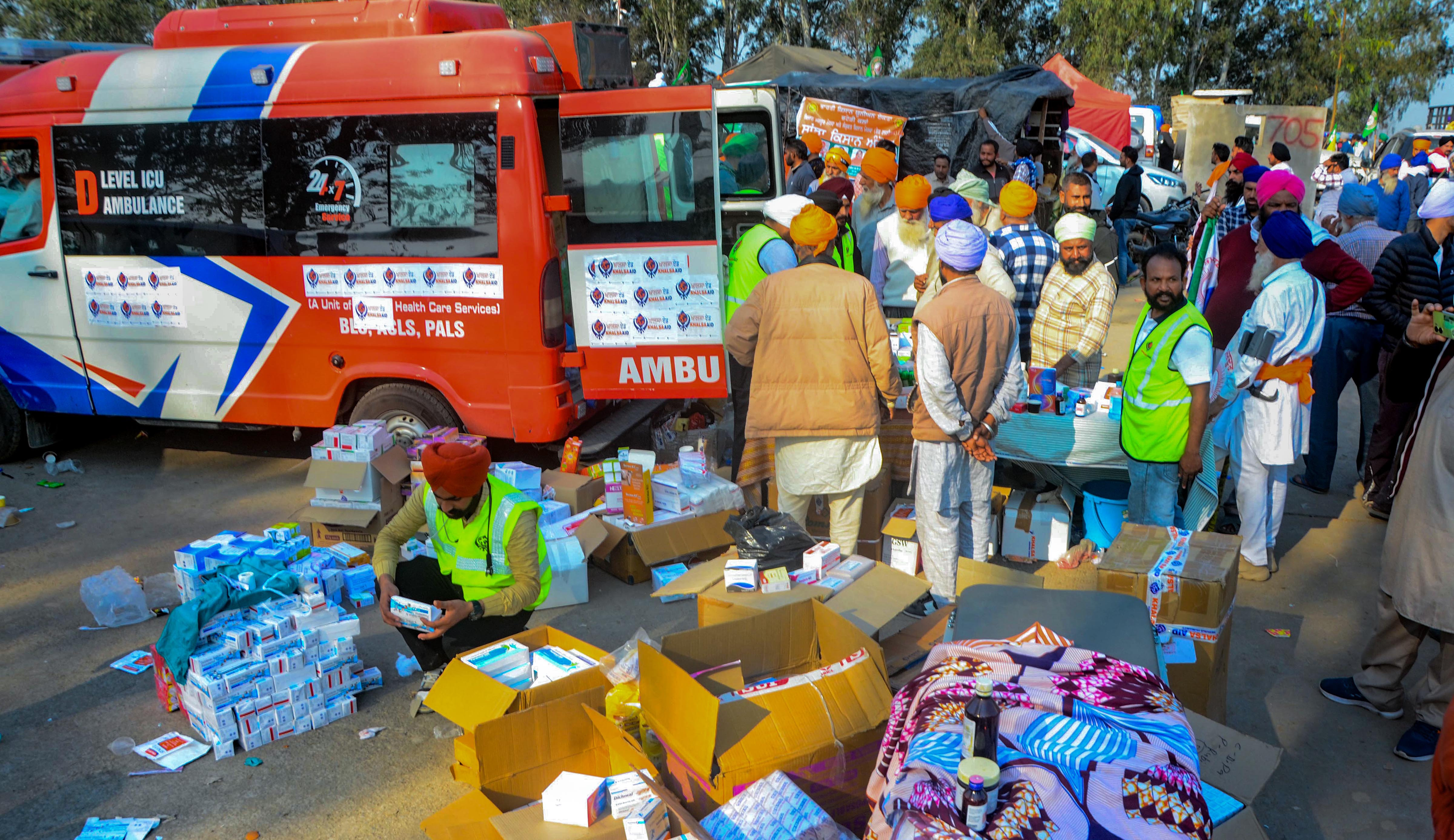 शंभू बॉर्डर पर किसानों के लिए मेडिकल कैंप