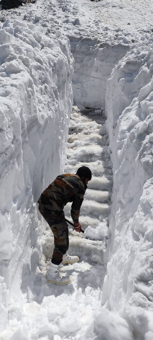 हेमकुंड साहिब