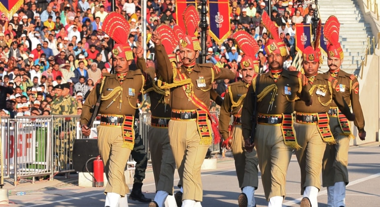 Wagah Border india Pakistan Wagah Border india Pakistan