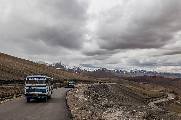 Delhi Leh Bus Booking
