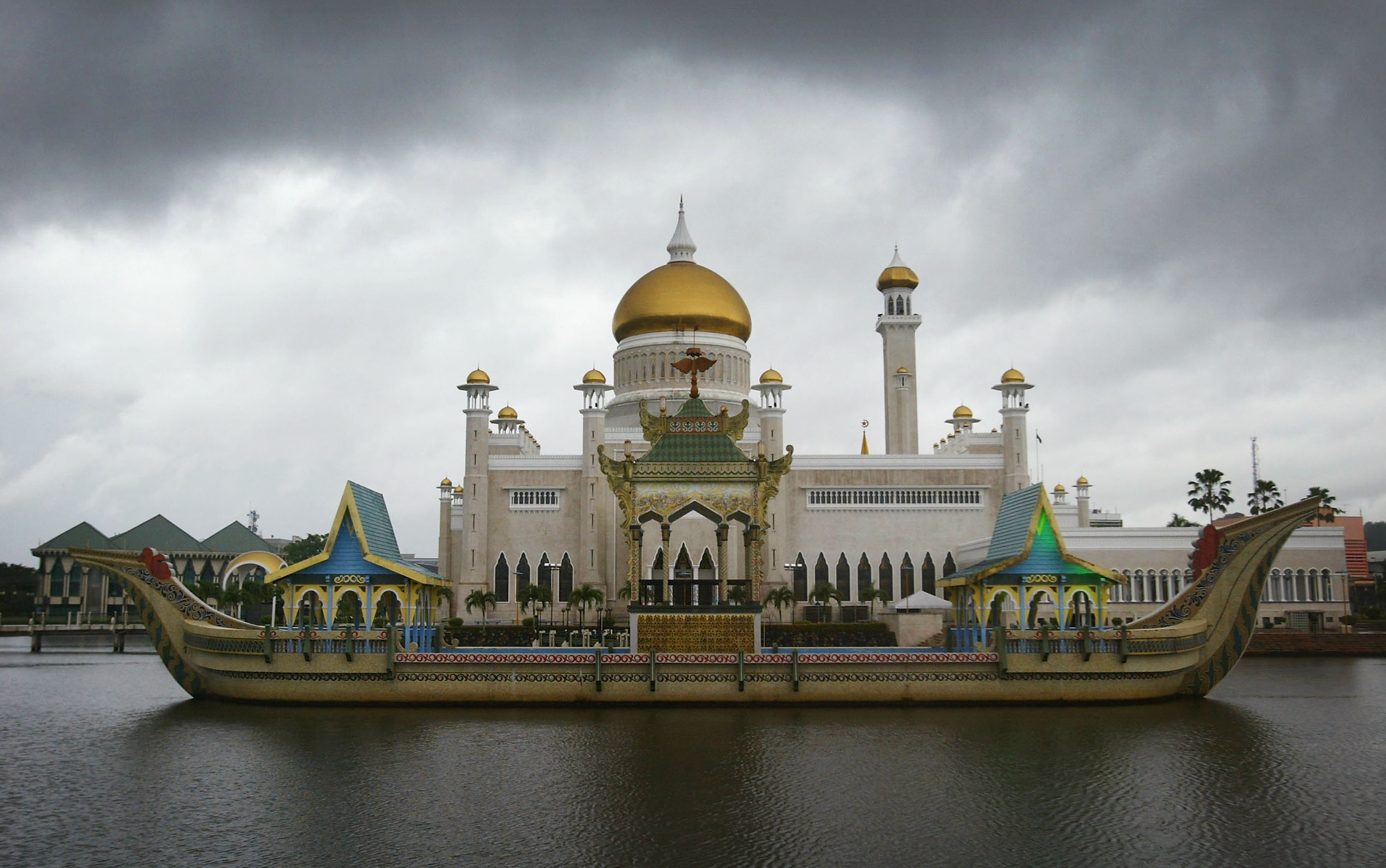 Hassanal Bolkiah Istana Nurul Iman Palace 
