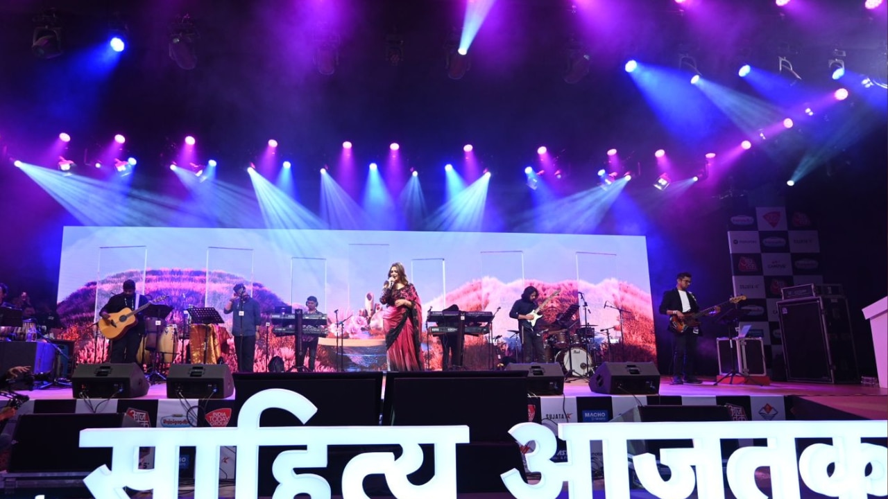 Shreya Ghosal Sahitya Aaj tak