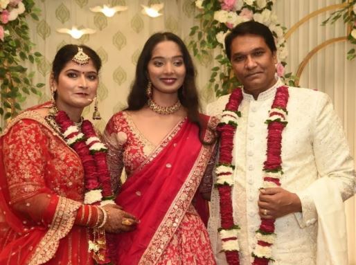 CID fame Aditya Srivastava celebrates anniversary with wife Manasi
