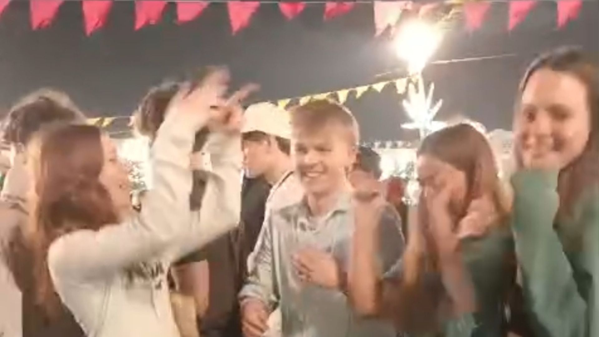 आयोजन स्थल की रौनक