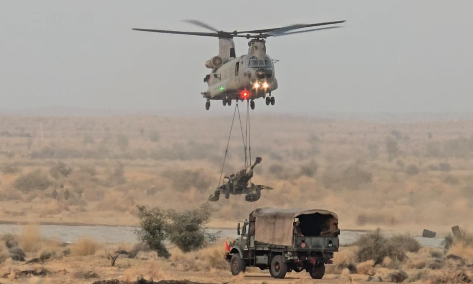 फील्ड फायरिंग रेंज मंगलवार को वायुसेना की ताकत और प्रहार से थर्रा उठी