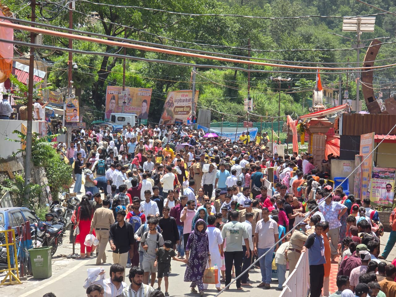 Kainchi Dham Mela