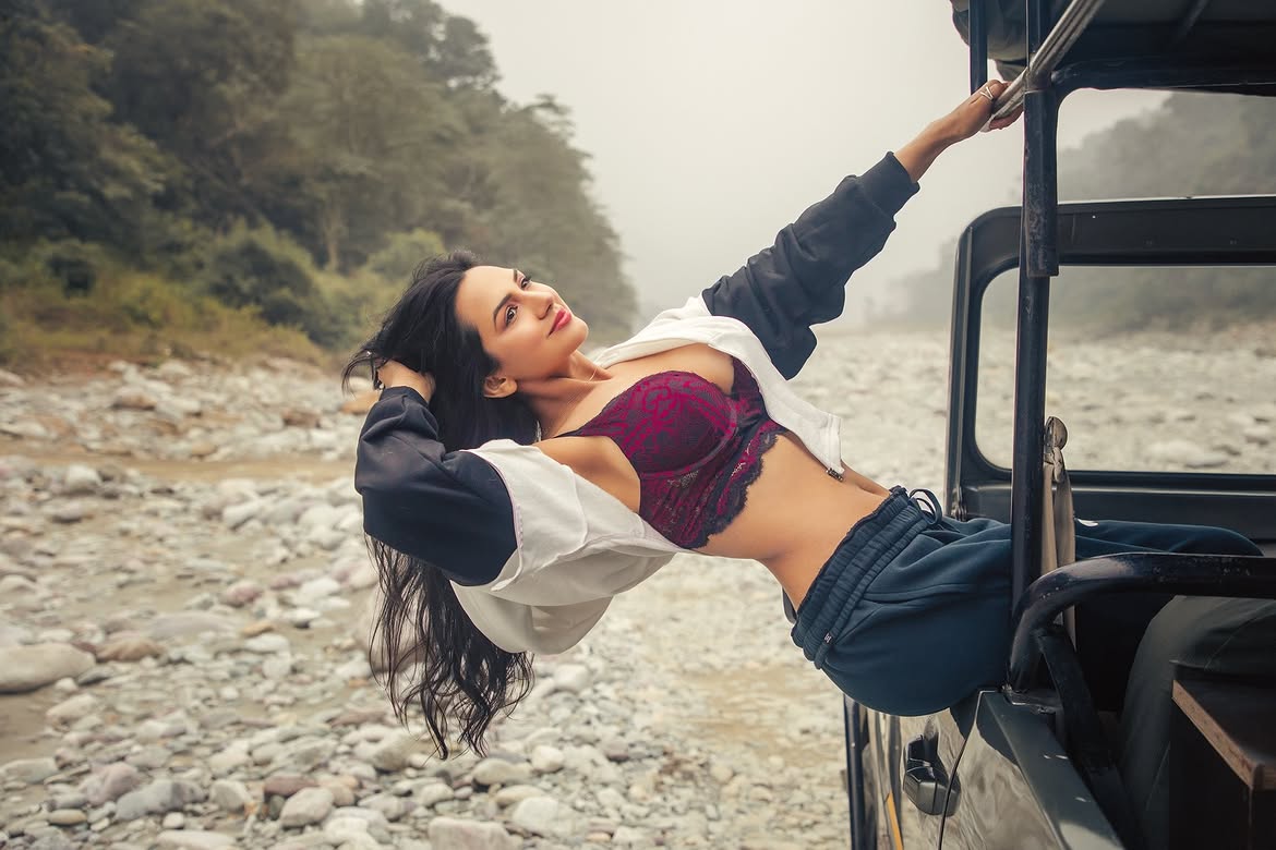 Akanksha Chamola (Photo: Instagram/akankshagkhanna)