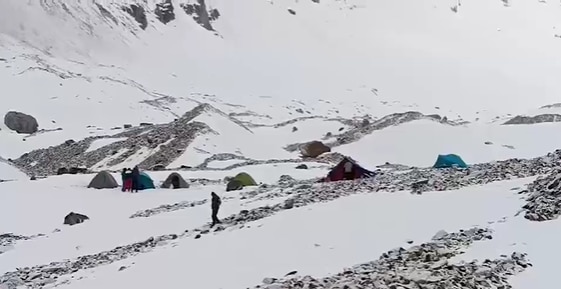 गुप्तखाल ट्रेक 