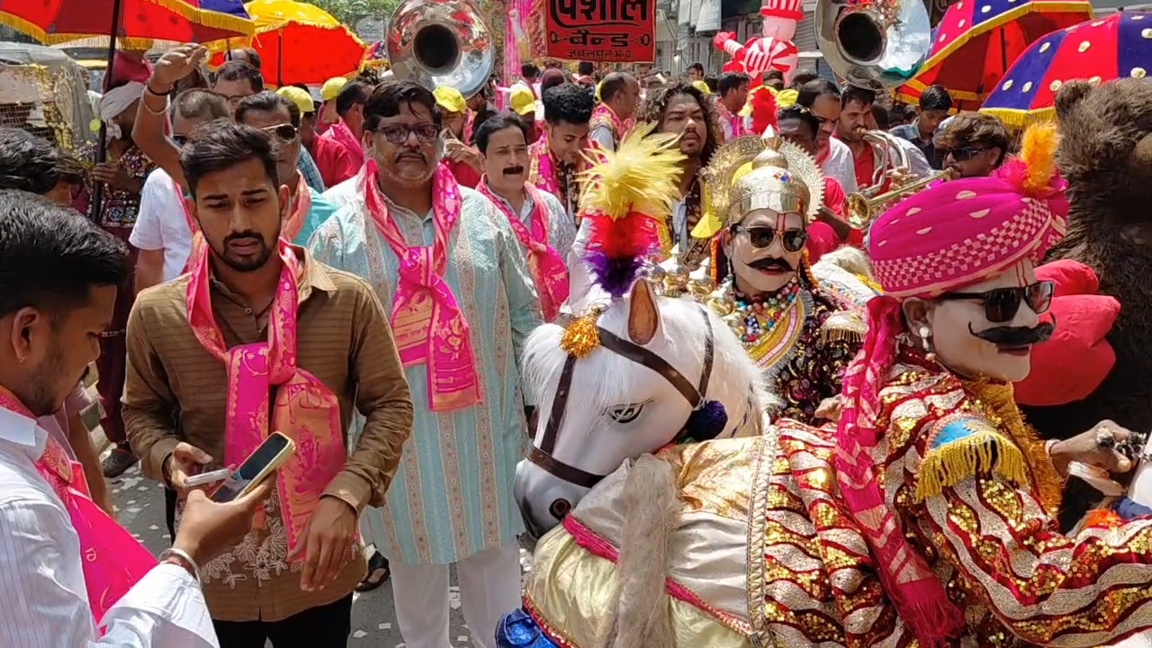 बप्पा के स्वागत में उमड़ा जनसैलाब