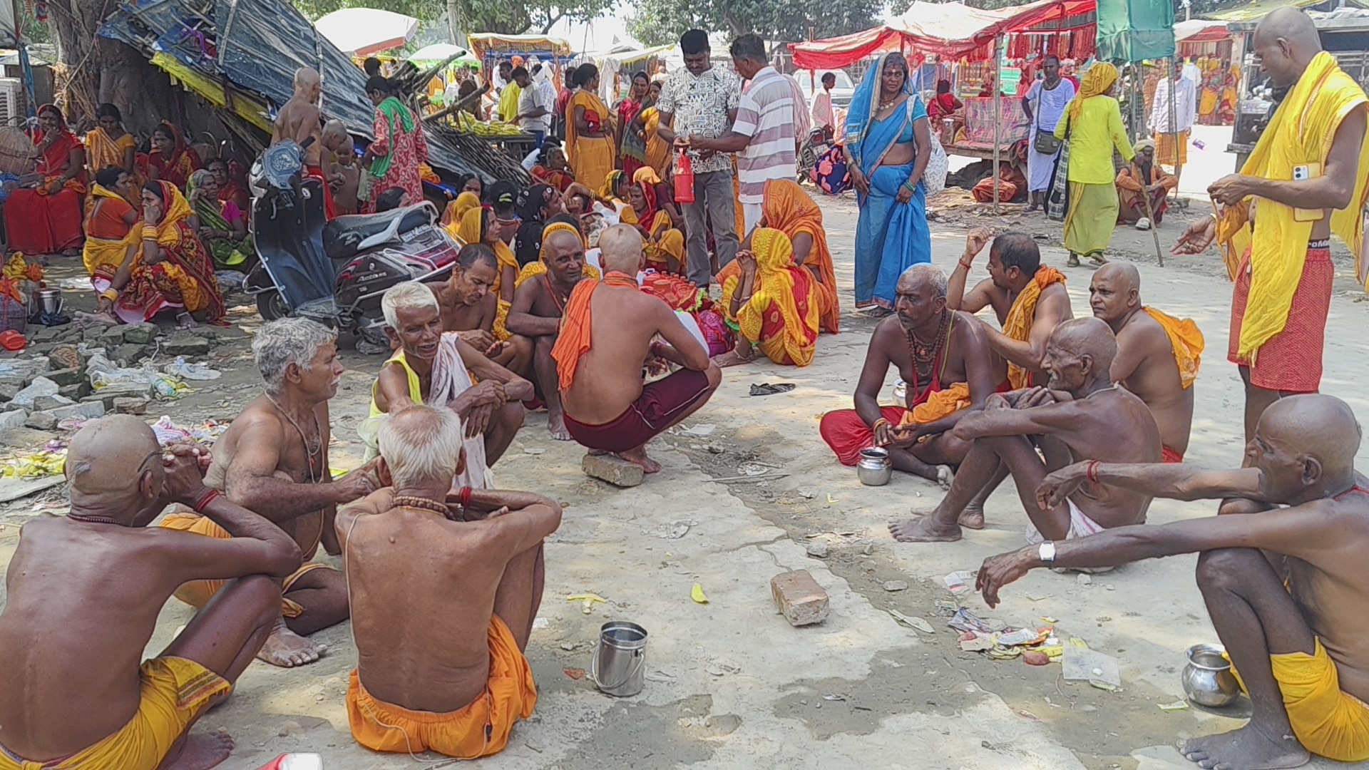 पितृ पक्ष में पहुंचते हैं श्रद्धालु