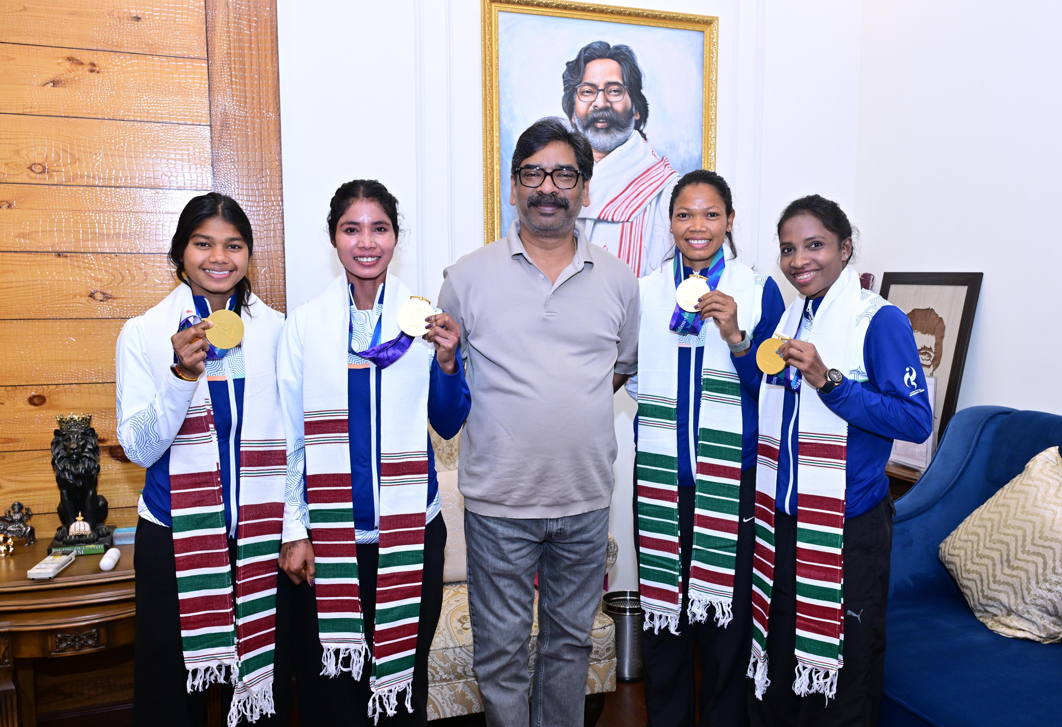 Hockey Champions Return Home