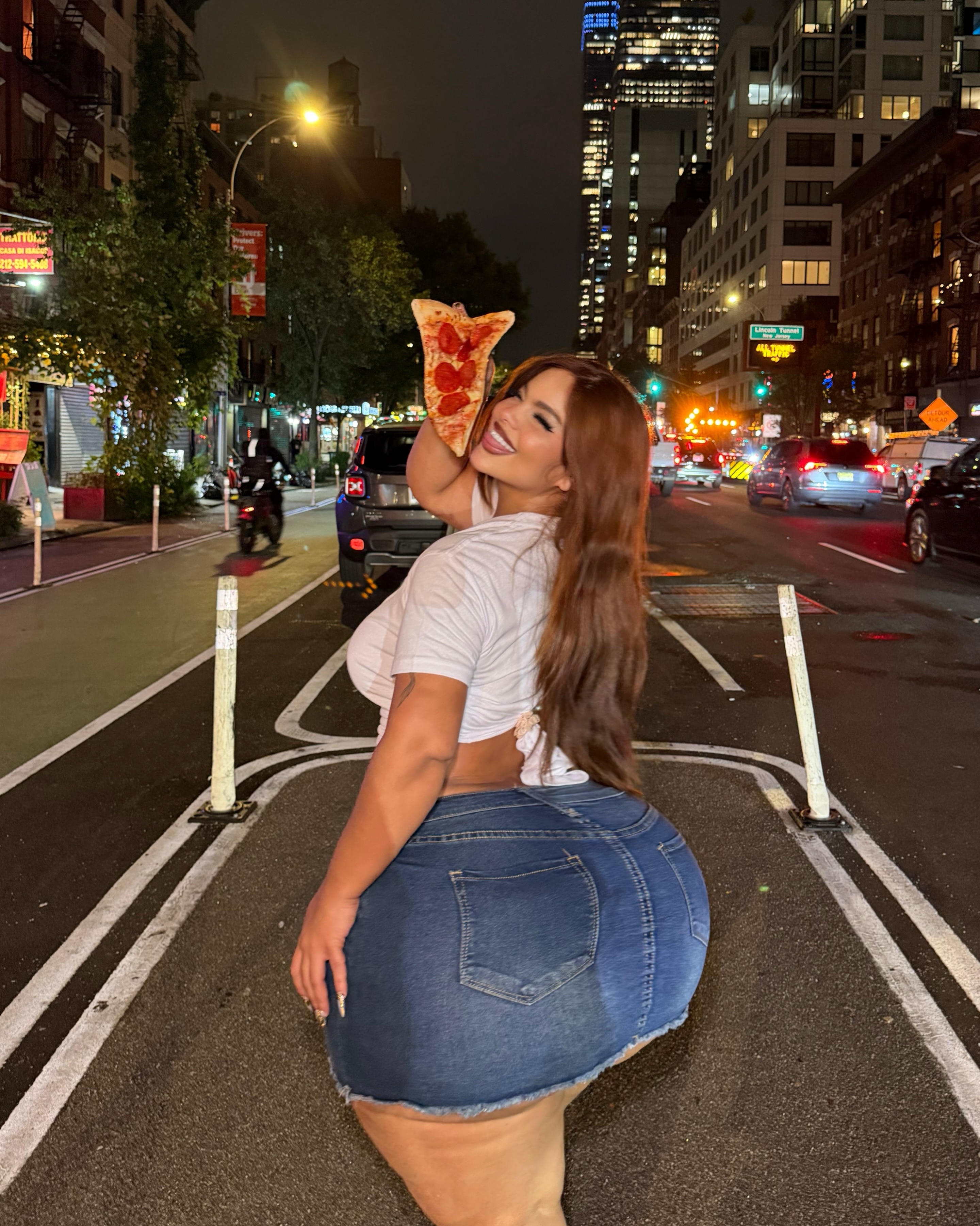Gracie Bon