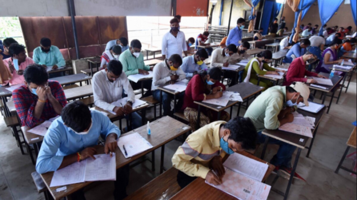 CBSE to release class 10, 12 board exam date sheet CBSE to release class 10, 12 board exam date sheet