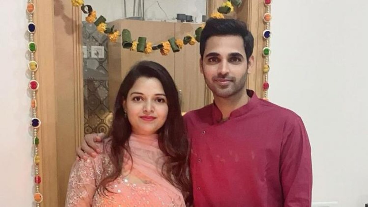 इंडियन क्रिकेटर भुवनेश्वर कुमार और पत्नी नुपुर नागर. इंडियन क्रिकेटर भुवनेश्वर कुमार और पत्नी नुपुर नागर.