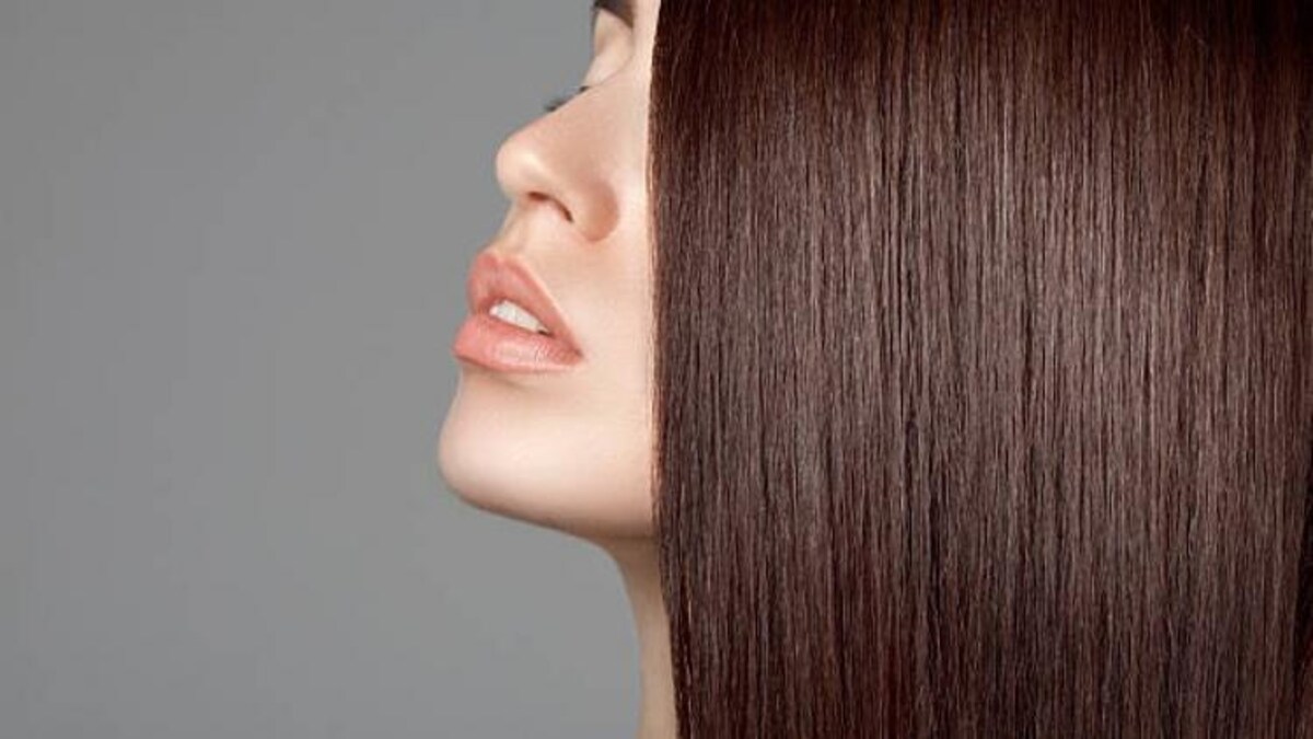 गर्मी से डैमेज हो रहे हैं बाल, इन आसान टिप्स को अपनाकर पाएं चमकदार बाल - Hair care tips for shiny hairs in Summer - GNT