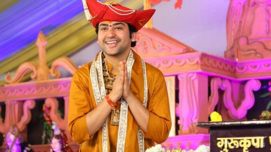 बागेश्वर धाम के कथावाचक धीरेंद्र कृष्ण शास्त्री को फोन पर मिली जान से मारने की धमकी