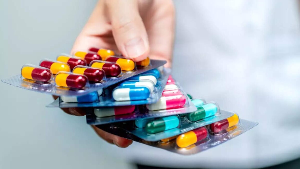 जेनेरिक दवाओं की गुणवत्ता की गारंटी नहीं? सरकार इसे प्रमोट क्यों कर रही, डॉक्टर्स क्यों हैं खिलाफ?