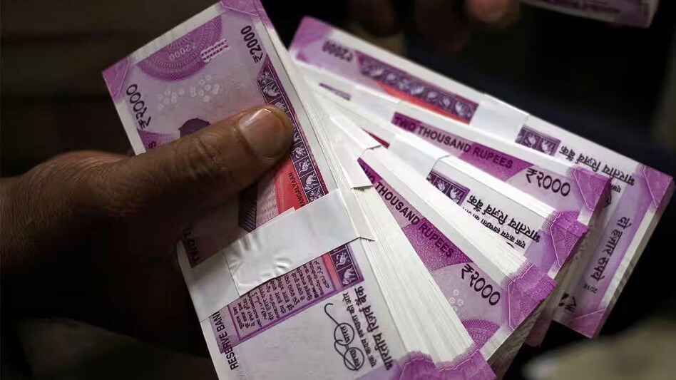 2000 के Note पर RBI ने दी बड़ी राहत, अब इस तारीख तक बदले जा सकेंगे नोट, फटाफट Exchange कर लें, नहीं तो होगा नुकसान - RBI extended of 2000 Rupees notes