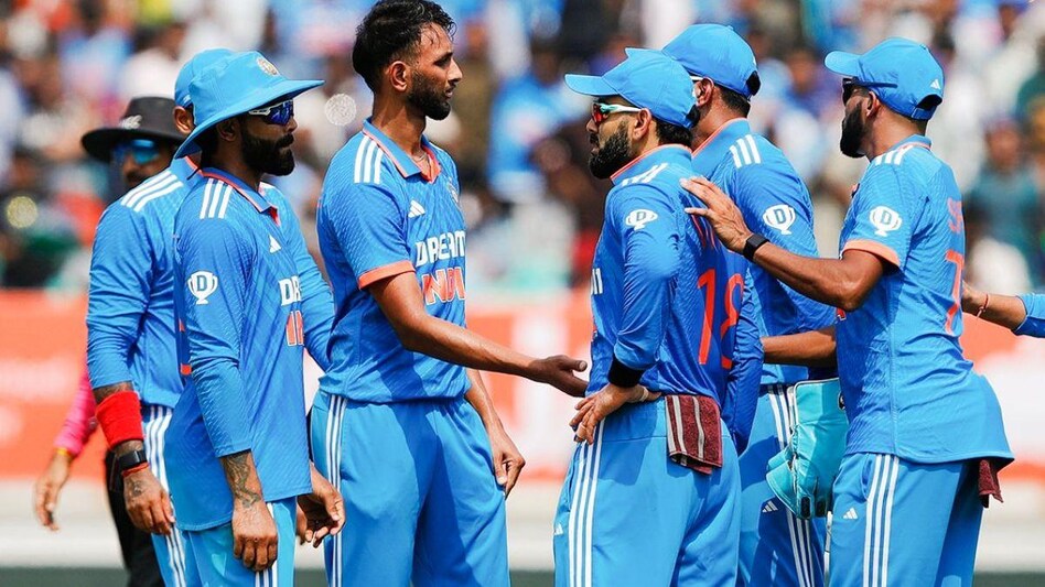 Rajkot ODI Records: सबसे ज्यादा पचासा, सबसे ज्यादा छक्के, ऑस्ट्रेलिया के खिलाफ सबसे ज्यादा रन... राजकोट वनडे में इन रिकॉर्ड्स के करीब पहुंचे भारतीय ...