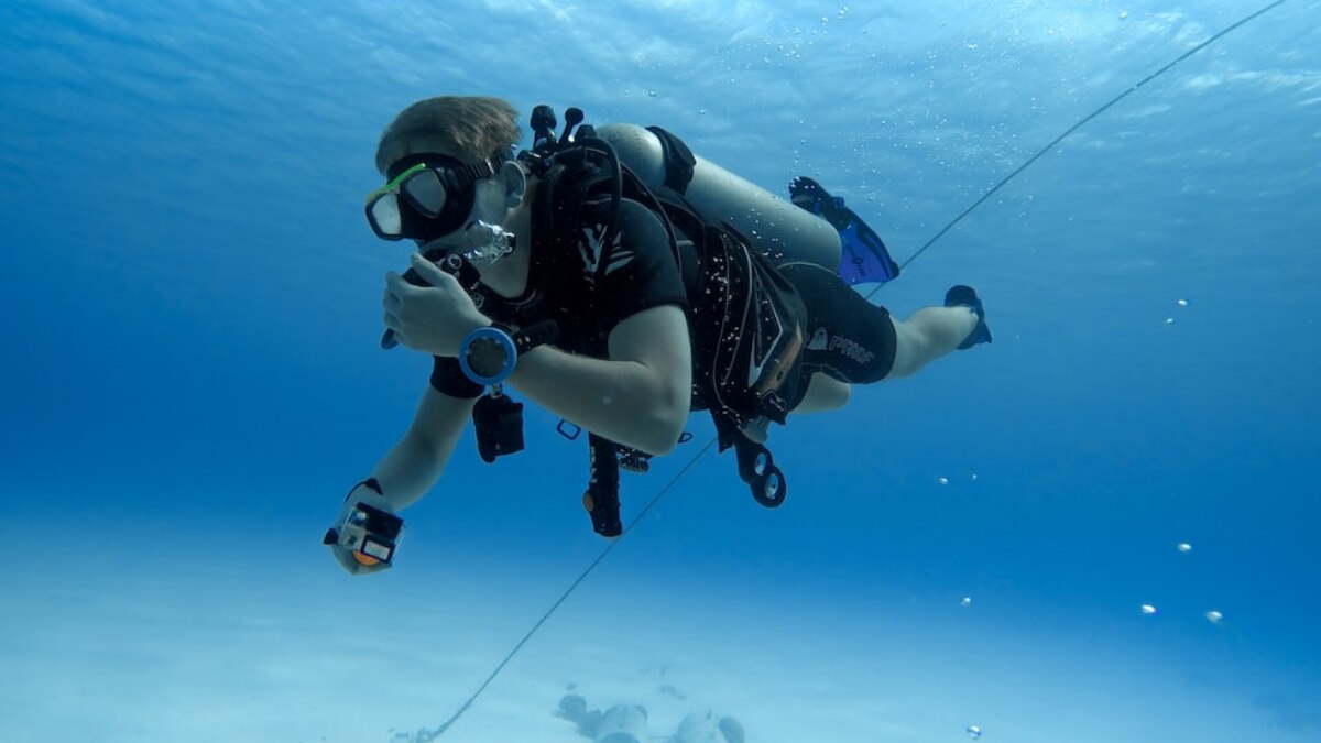 Scuba Diving दुनियाभर में सबसे कम उम्र की सर्टिफाइड स्कूबा डाइवर्स हैं