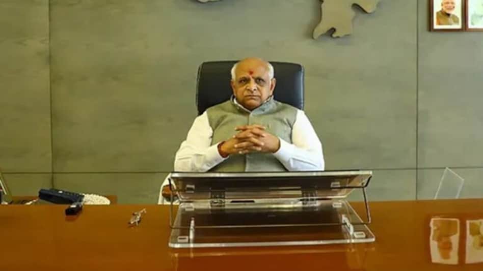 રાજ્યનાં મહેસૂલી નિયમોમાં થયા મોટા ફેરફાર, જાણો સ્ટેમ્પ ડ્યૂટીમાં કોને રાહત મળશે! - GujaratTak - chief minister shri bhupendra patel has made important policy reforms in the revenue ...