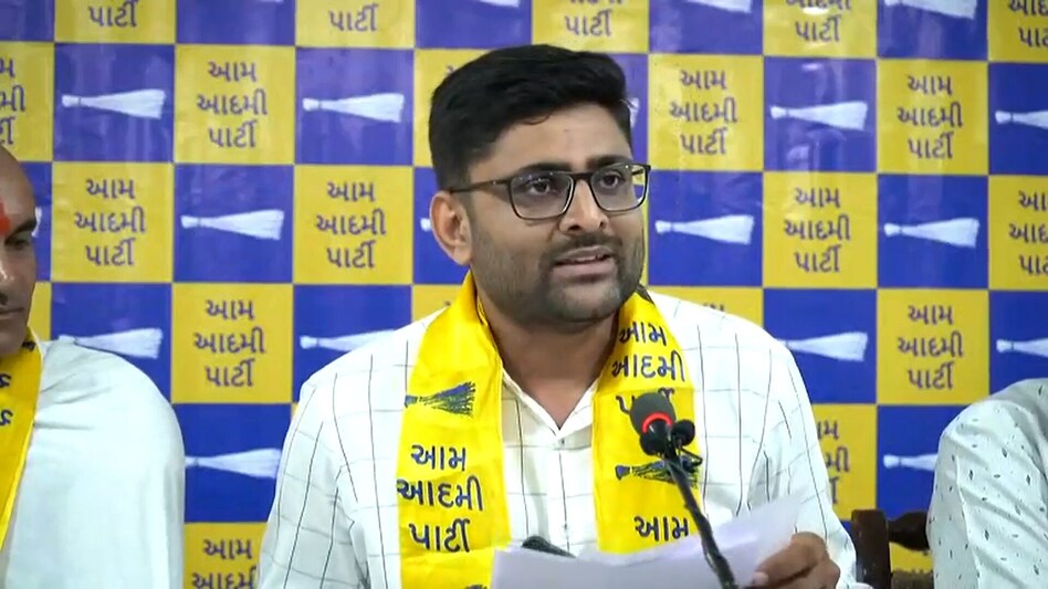 AAPની દુખતી નસ દબાવીને BJP ગોપાલ ઇટાલીયાનું રાજીનામું લેવડાવી દેશે? જુઓ શું છે સમગ્ર ખેલ gujarattak