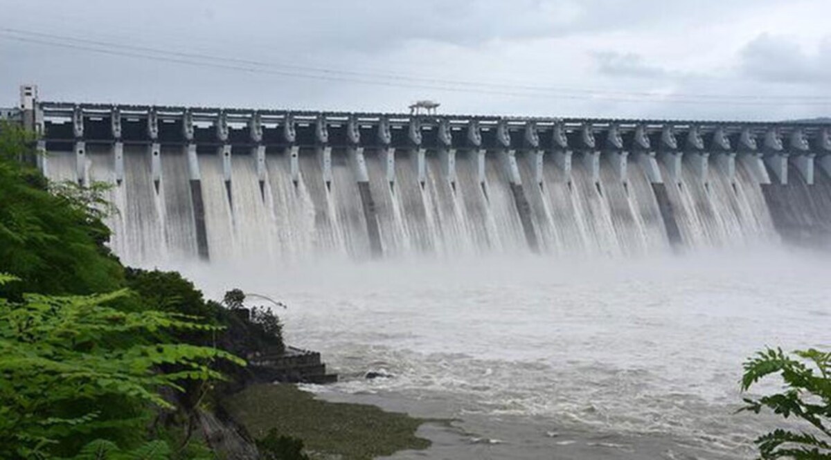 ગુજરાતમાં સતત વણસતી પૂરની સ્થિતિ વચ્ચે નર્મદા ડેમમાંથી પાણી તબક્કાવાર ઘટાડાશે gujarattak