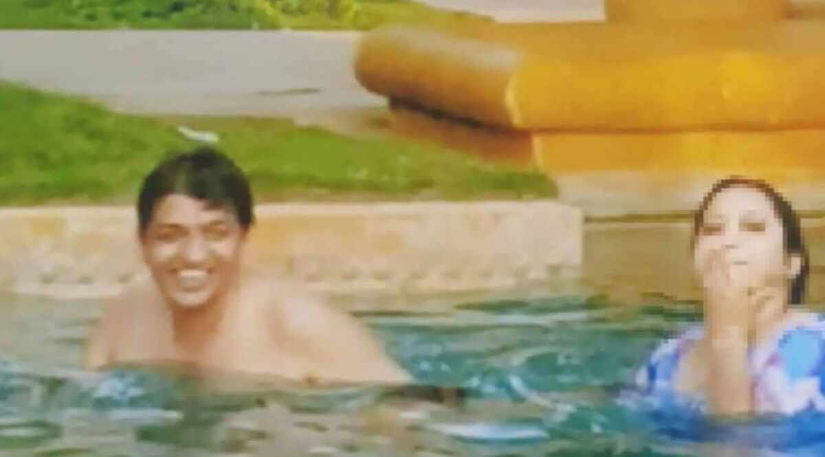 સુરત ભાજપ અધ્યક્ષના મહિલા સાથેના ફોટા થયા વાઇરલ, પ્રદેશના નેતા આવ્યા બચાવ પક્ષે gujarattak