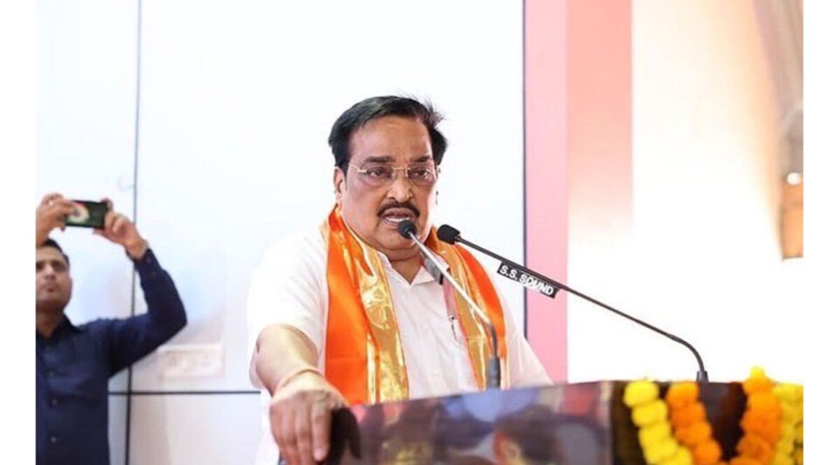 Exclusive: છોટાઉદેપુરમાં એવું શું બન્યું કે ભાજપના પ્રદેશ પ્રમુખ સી.આર. પાટીલને દોડતા આવવું પડ્યું? gujarattak