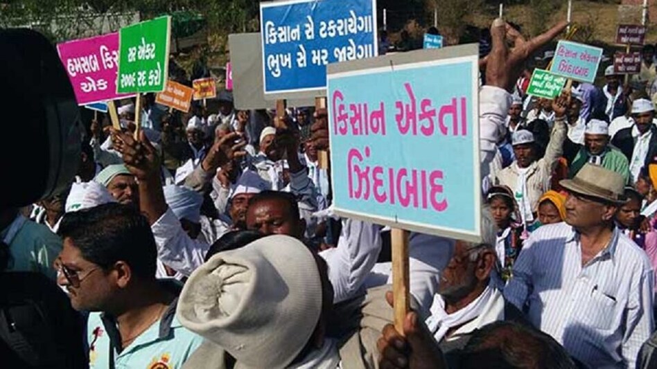 14 દિવસથી આંદોલન કરી રહેલા ખેડૂતો હવે CM-મંત્રીઓના બંગલા બહાર થાળી-વેલણ વગાડશે! gujarattak